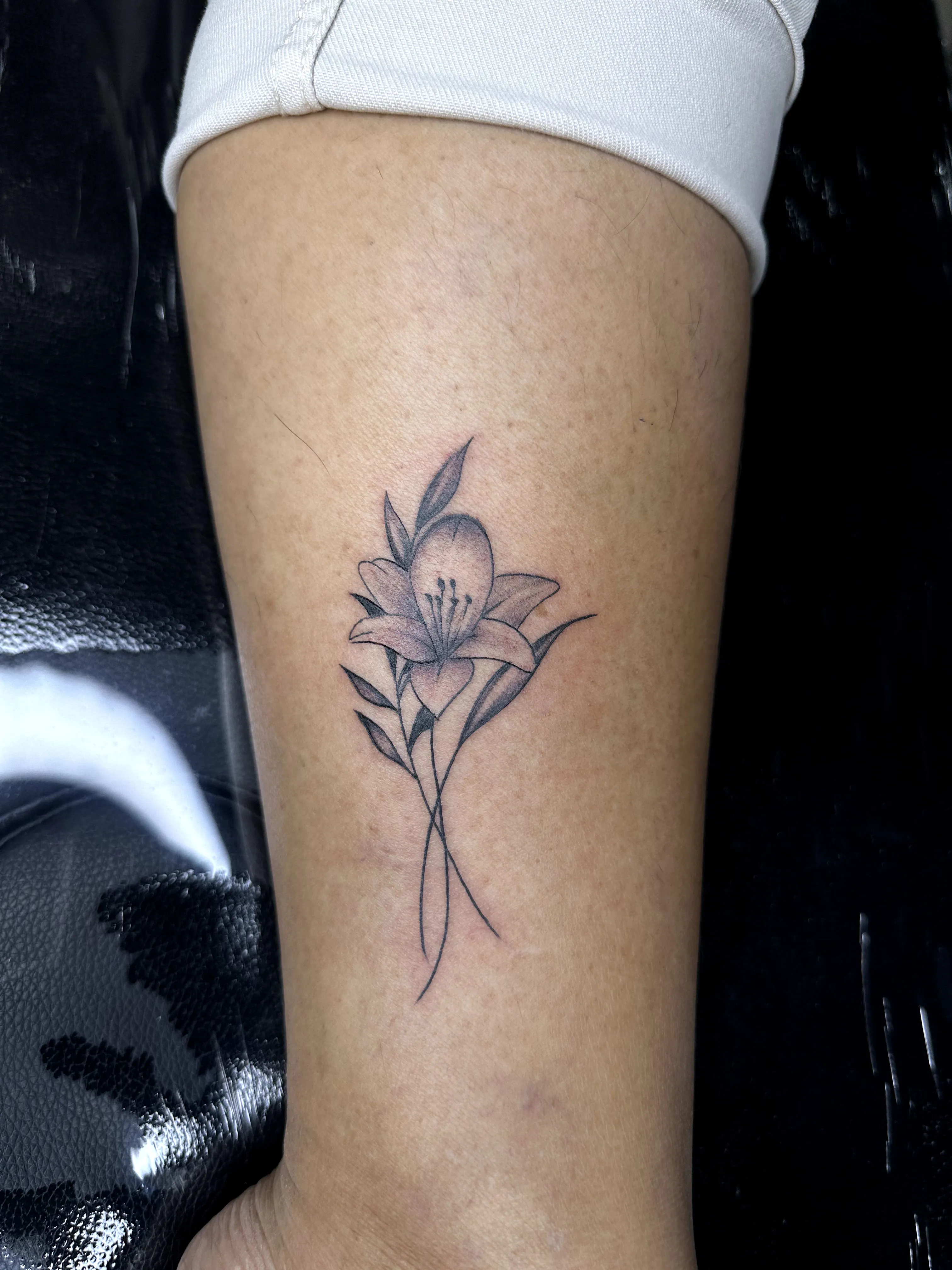Small Forearms Flower